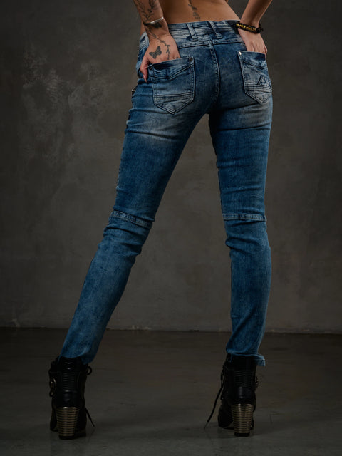 WD381 Women Straight jeans with cool embroidery elements
