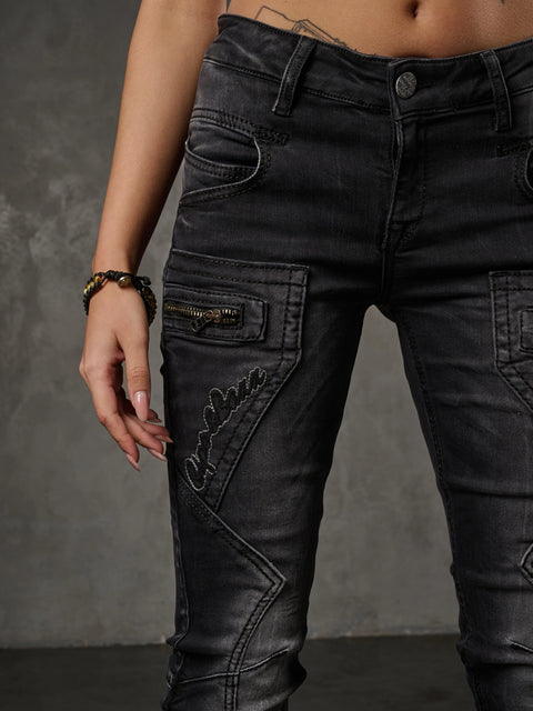 WD437 women slim-fit jeans with trendy decorative stitching