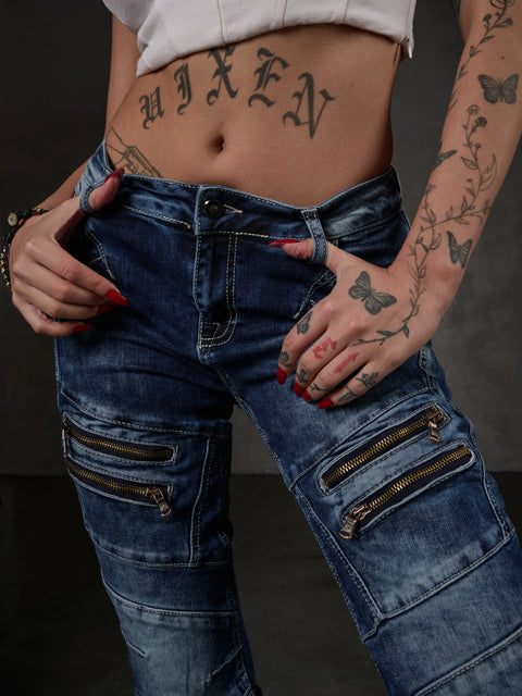 WD501 Women Jeans Slim-Fit with decorative stitching Zipper and brand logo
