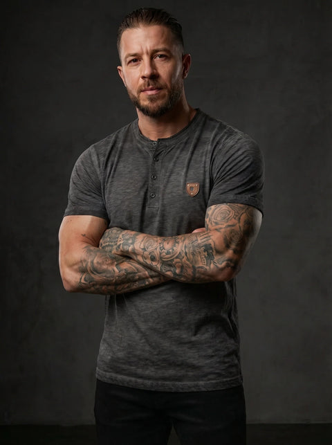 CT835 Men’s T‑Shirt Mustard – Modern Henley Button Tee
