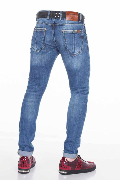 CD402