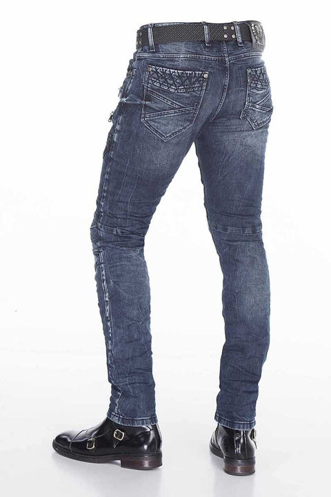 CD382