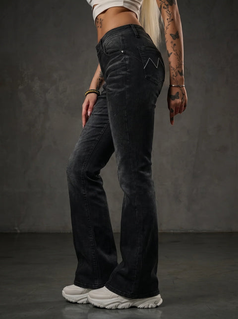 WD535 Cipo & Baxx Women’s Bootcut Fit Jeans with Vintage Wash and Decorative Seams