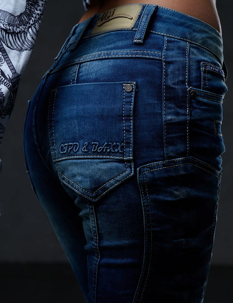 WD255 women's comfortable jeans in a biker style in Slim Fit