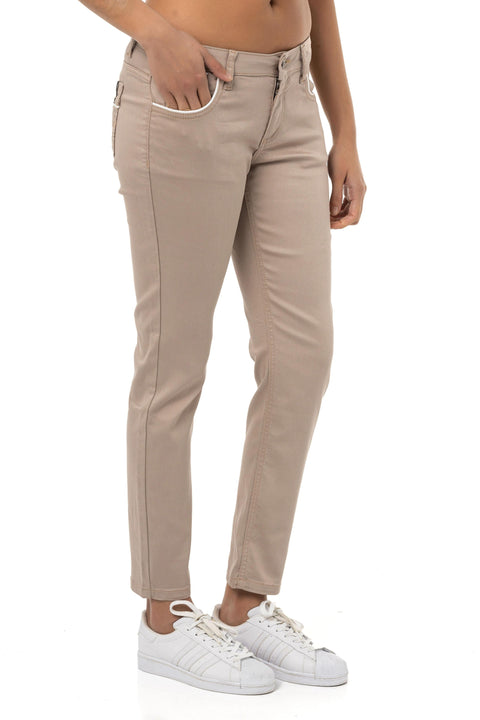 WD256B  Slim Fit Jeans