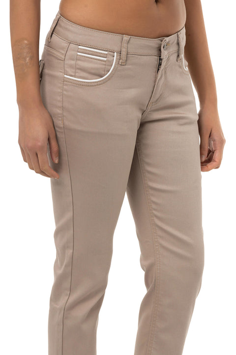 WD256B  Slim Fit Jeans