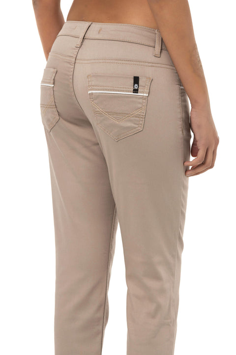 WD256B  Slim Fit Jeans