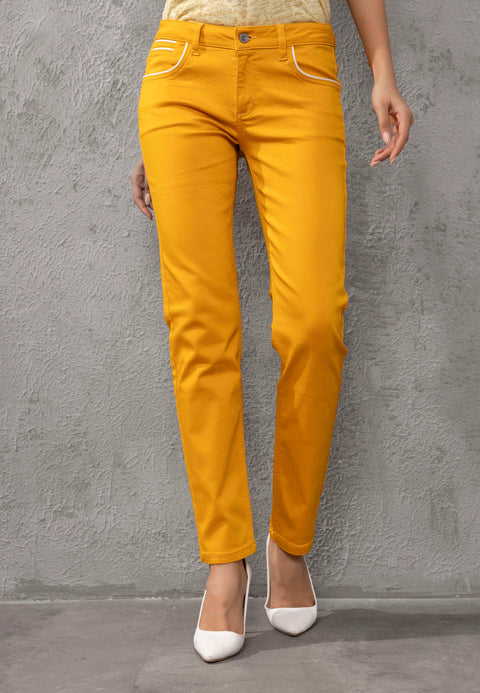 WD256B  Slim Fit Jeans