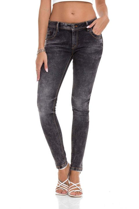 WD443 Women jeans in solid look