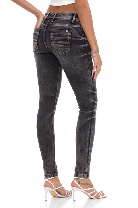 WD443 Women jeans in solid look