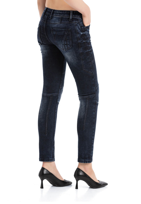 WD469 women Slim-Fit jeans with striking decorative stitching