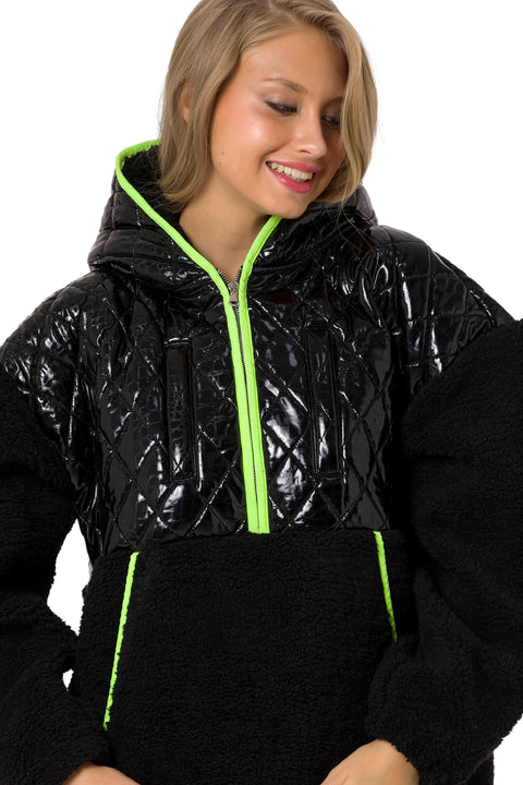 WL333 women hooded sweatshirt with a shiny quilting element